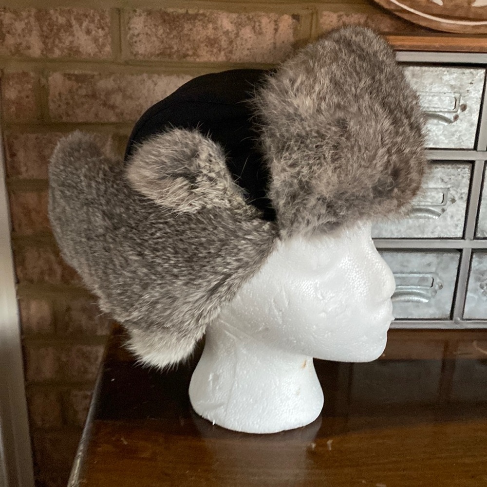 MAD BOMBER RABBIT FUR SNOWBOARDING SKI WINTER HAT MEDIUM YOUTH